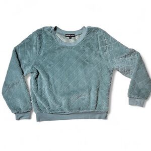 Almost Famous Quilted Sweatshirt, Large